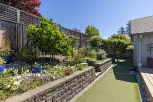 700 Montclair Dr, Santa Rosa, CA 95409 - Photo 31