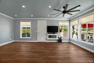 106 Shamrock Cir, Santa Rosa, CA 95403 - Photo 19