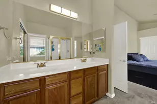 845 Vassar Dr, Vacaville, CA 95687 - Photo 33