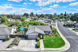 3225 W Pelham Ct, Fairfield, CA 94534 - Photo 3