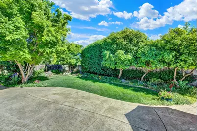 3225 W Pelham Court, Fairfield, CA 94534 - Photo 81