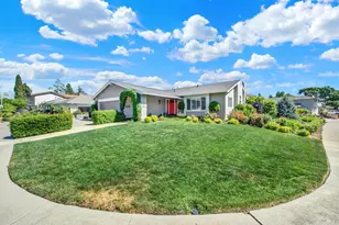 3225 W Pelham Ct, Fairfield, CA 94534 - Photo 9