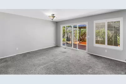 7129 Oak Leaf Drive, Santa Rosa, CA 95409 - Photo 11