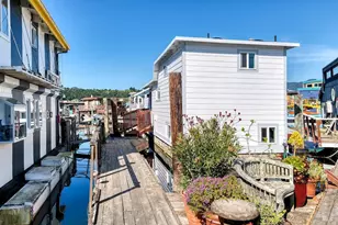 31 S 40 Dock, Sausalito, CA 94965 - Photo 23