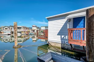 31 S 40 Dock, Sausalito, CA 94965 - Photo 21