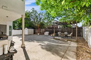 309 Sparrow St, Vacaville, CA 95687 - Photo 35