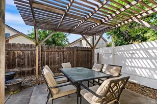 309 Sparrow St, Vacaville, CA 95687 - Photo 37