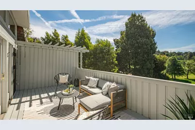 143 Knollwood Drive, San Rafael, CA 94901 - Photo 15