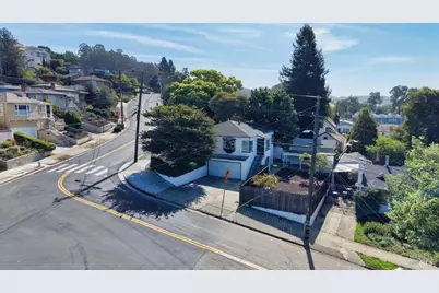 10601 Sheldon Street, Oakland, CA 94605 - Photo 3