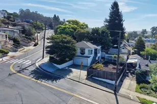 10601 Sheldon St, Oakland, CA 94605 - Photo 3