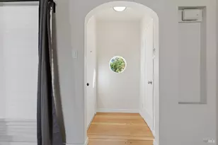 10601 Sheldon St, Oakland, CA 94605 - Photo 9