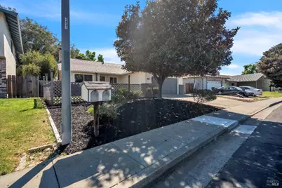 793 Marigold Drive, Fairfield, CA 94533 - Photo 3