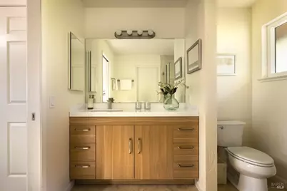 883 Magnolia Avenue, Larkspur, CA 94939 - Photo 11