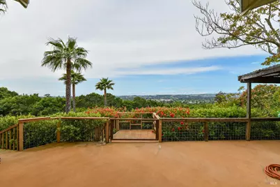 22 Monez Boulevard, Napa, CA 94559 - Photo 31