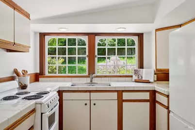 9 Portola Avenue, Point Reyes Station, CA 94956 - Photo 13