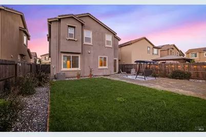 938 Fruit Stand Circle, Vacaville, CA 95688 - Photo 3