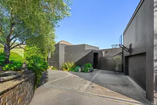 8 Mariposa Ct, Tiburon, CA 94920 - Photo 9