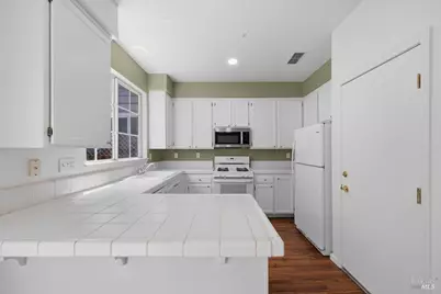 1028 Addison Circle, Petaluma, CA 94952 - Photo 17