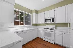 1028 Addison Cir, Petaluma, CA 94952 - Photo 15