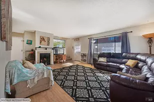 1311 Prentice Dr, Healdsburg, CA 95448 - Photo 15