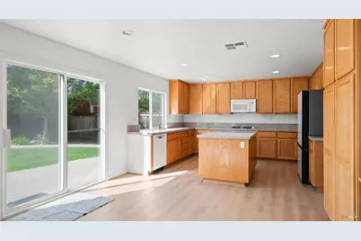 587 Abbey Drive, Fairfield, CA 94534 - Photo 21
