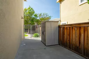 587 Abbey Dr, Fairfield, CA 94534 - Photo 49