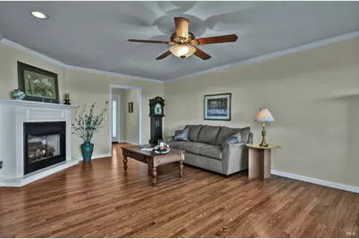 17120 Knollview Drive, Hidden Valley Lake, CA 95467 - Photo 5