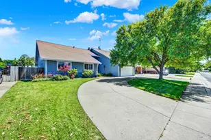 315 S Almond St, Dixon, CA 95620 - Photo 7