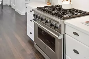 32 Edgewood Ave, Mill Valley, CA 94941 - Photo 21