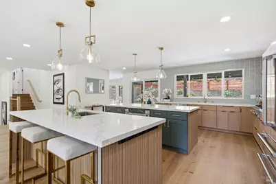 36 Capilano Drive, Novato, CA 94949 - Photo 21