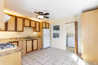 18090 Las Lomas Road, Sonoma, CA 95476 - Photo 31