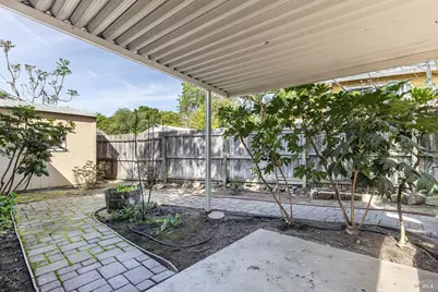 18090 Las Lomas Road, Sonoma, CA 95476 - Photo 35