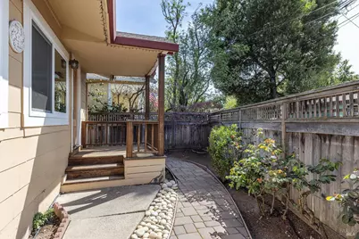 18090 Las Lomas Road, Sonoma, CA 95476 - Photo 29