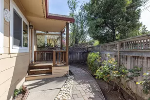 18090 Las Lomas Rd, Sonoma, CA 95476 - Photo 29