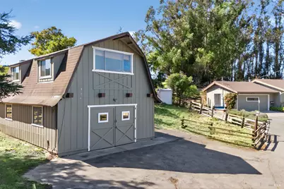 9699 Kelly Lane, Penngrove, CA 94951 - Photo 11