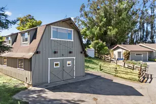 9699 Kelly Ln, Penngrove, CA 94951 - Photo 11