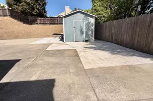 659 Rose Dr, Benicia, CA 94510 - Photo 23