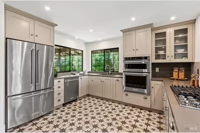 549 Catherine Court, Santa Rosa, CA 95409 - Photo 13