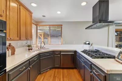 6081 Malcom Lane, Penngrove, CA 94951 - Photo 17