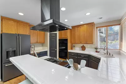 6081 Malcom Lane, Penngrove, CA 94951 - Photo 19