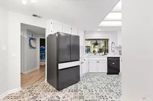 2070 Stonefield Ln, Santa Rosa, CA 95403 - Photo 15