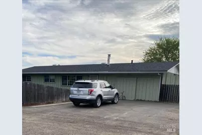921 Valley Drive, Cloverdale, CA 95425 - Photo 1