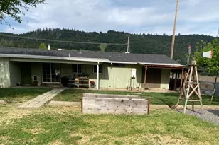 921 Valley Dr, Cloverdale, CA 95425 - Photo 21