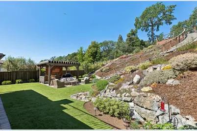 1162 Pennyroyal Street, Napa, CA 94559 - Photo 17