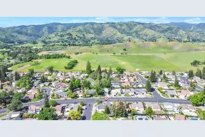 317 N Alamo Drive, Vacaville, CA 95688 - Photo 39