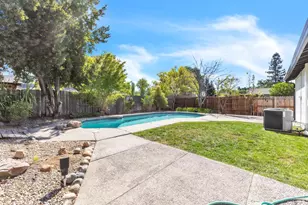 317 N Alamo Dr, Vacaville, CA 95688 - Photo 29