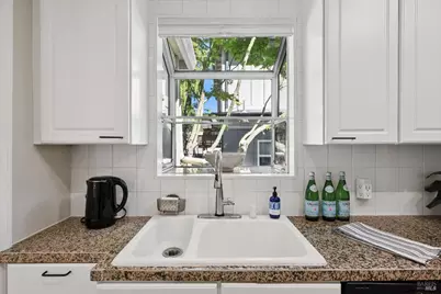 142 Dominga Avenue, Fairfax, CA 94930 - Photo 19