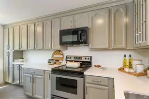 137 Koch Rd, Corte Madera, CA 94925 - Photo 9