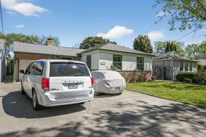 15760 Via Regio, San Lorenzo, CA 94580 - Photo 3