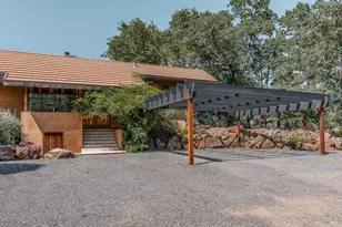 4752 Burke Hill Dr, Ukiah, CA 95482 - Photo 3